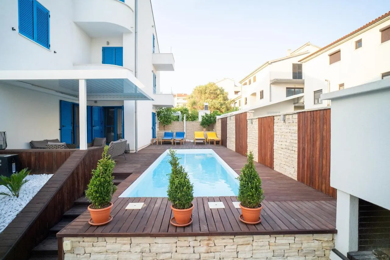 The Luxury Nest Zadar - Private Heated Pool Apartment