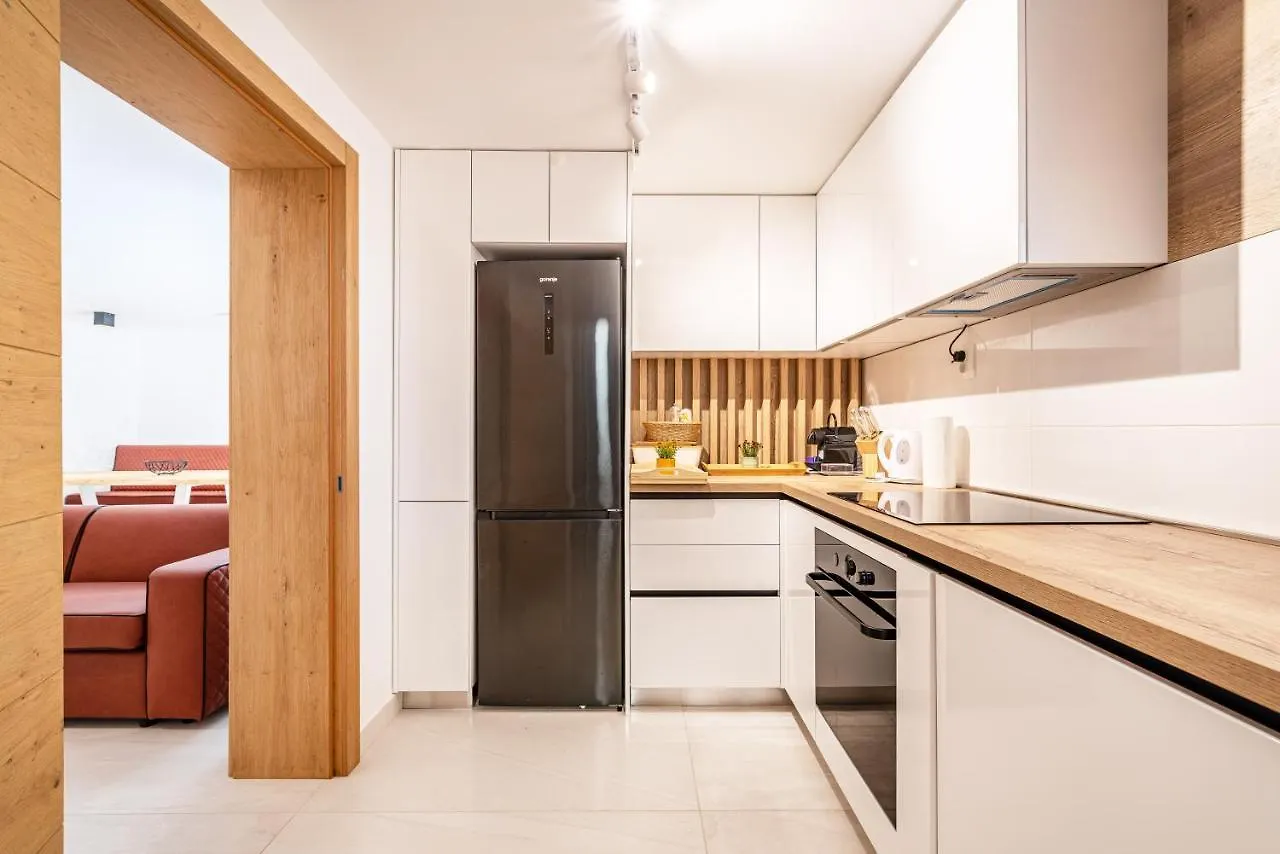 The Luxury Nest Zadar - Private Heated Pool Apartment