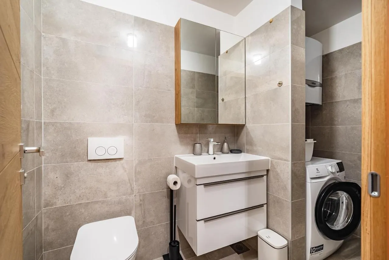The Luxury Nest Zadar - Private Heated Pool Apartment 0*,