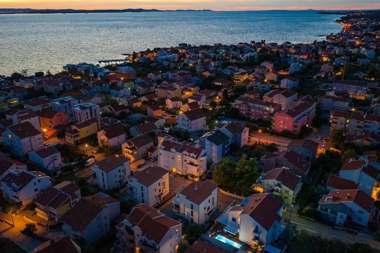 The Luxury Nest Zadar - Private Heated Pool Apartment