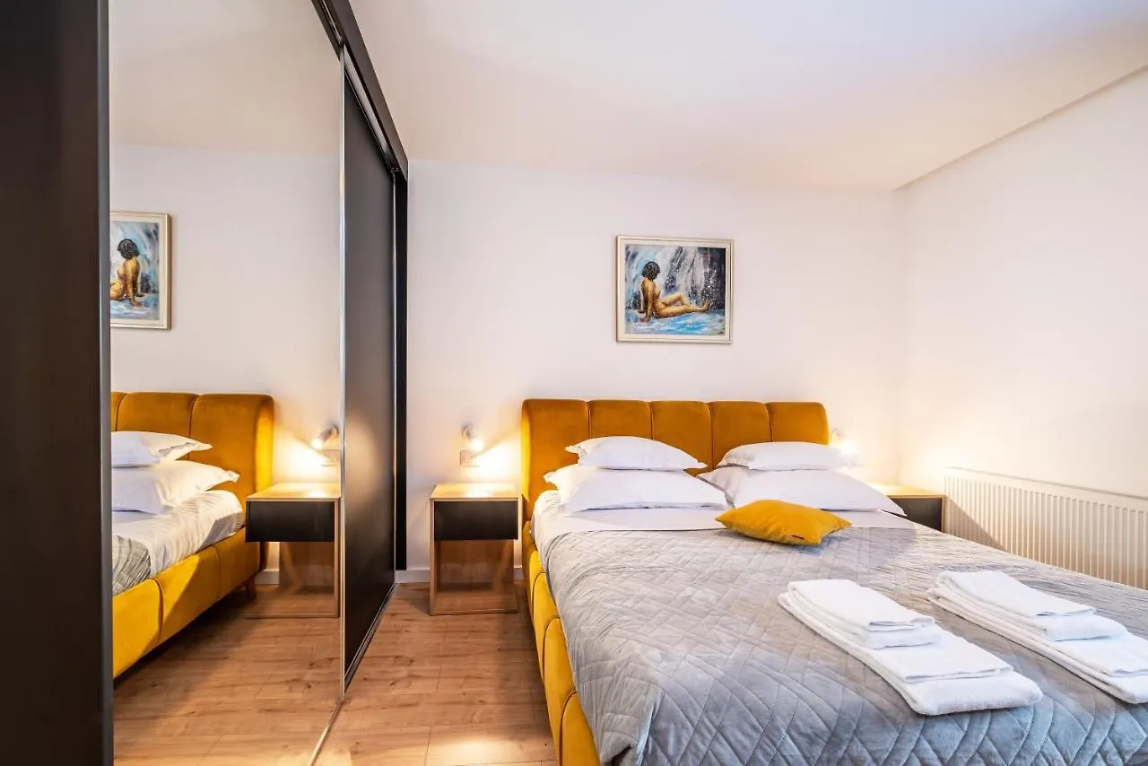 The Luxury Nest Zadar - Private Heated Pool Apartment